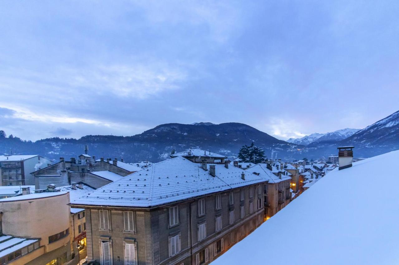 Panoramic Penthouse In The Historical Center Apartment Domodossola Exterior photo